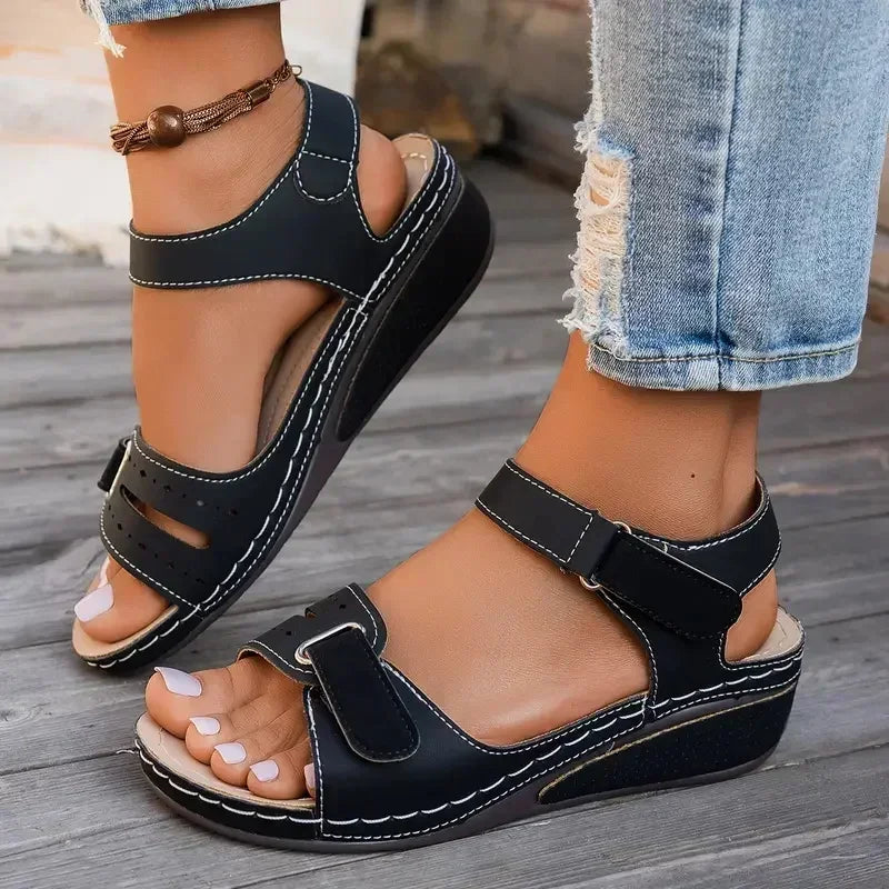 Sandali Donna con Zeppa e Fibbia — Eleganti, Comode e Traspiranti Tutto il Giorno