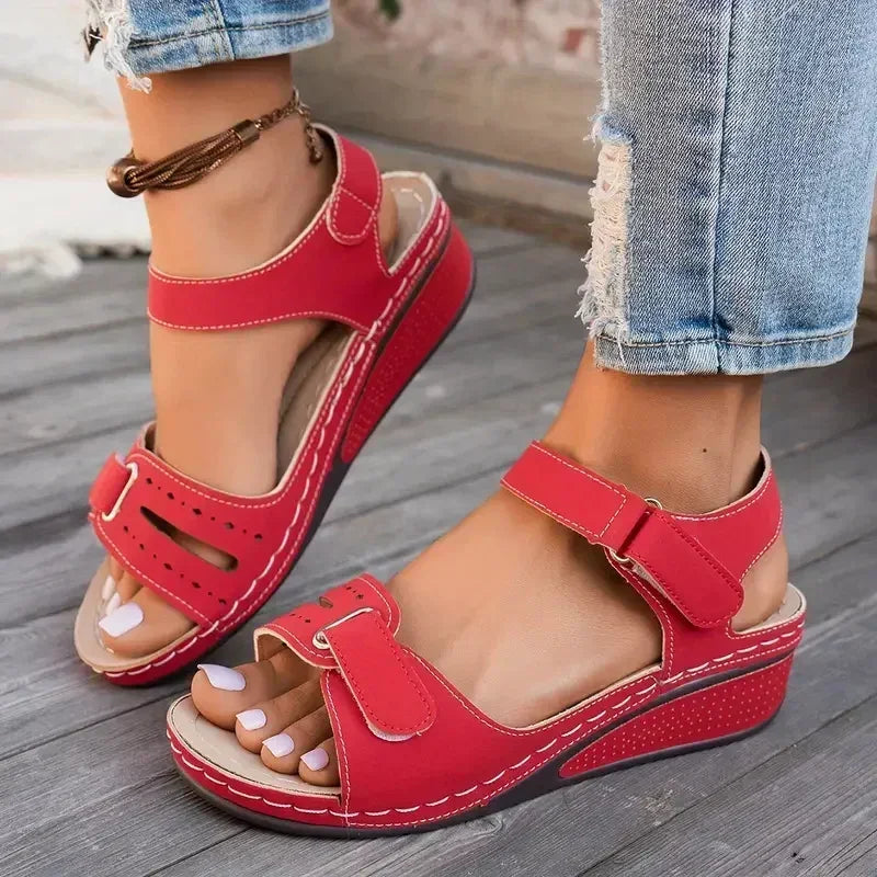 Sandali Donna con Zeppa e Fibbia — Eleganti, Comode e Traspiranti Tutto il Giorno